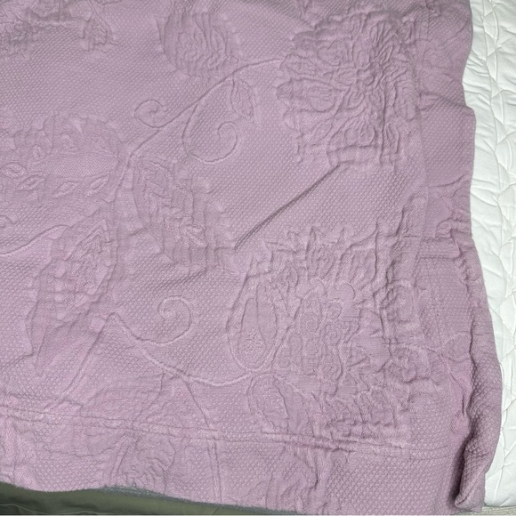 The Company Store Pair of Putnam Matelassé Cotton Euro Pillow Shams in Wisteria - Picture 6 of 13